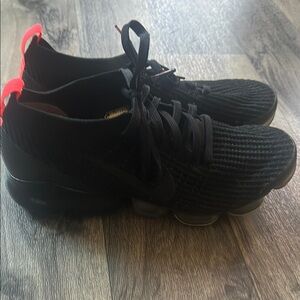 Black and Red Men's Vapor Max